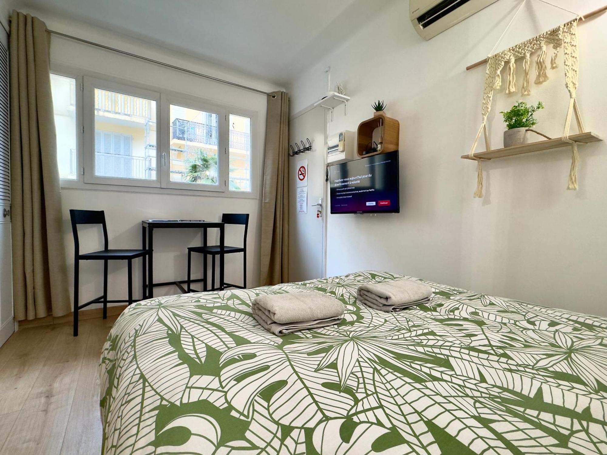 Hautes-rives By Scls Locations * Cannes